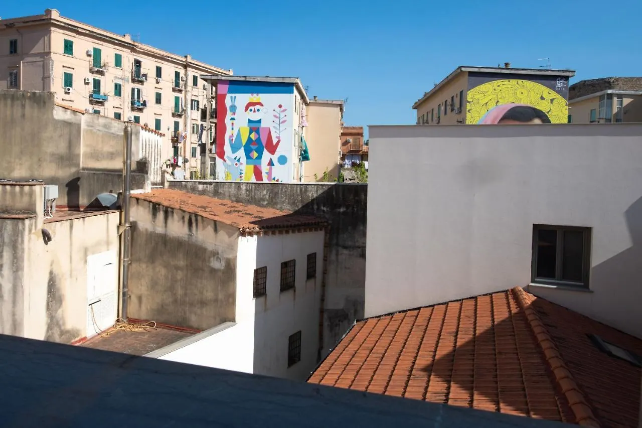 Apartment Pomodoro House Allo Spasimo Palermo Italien